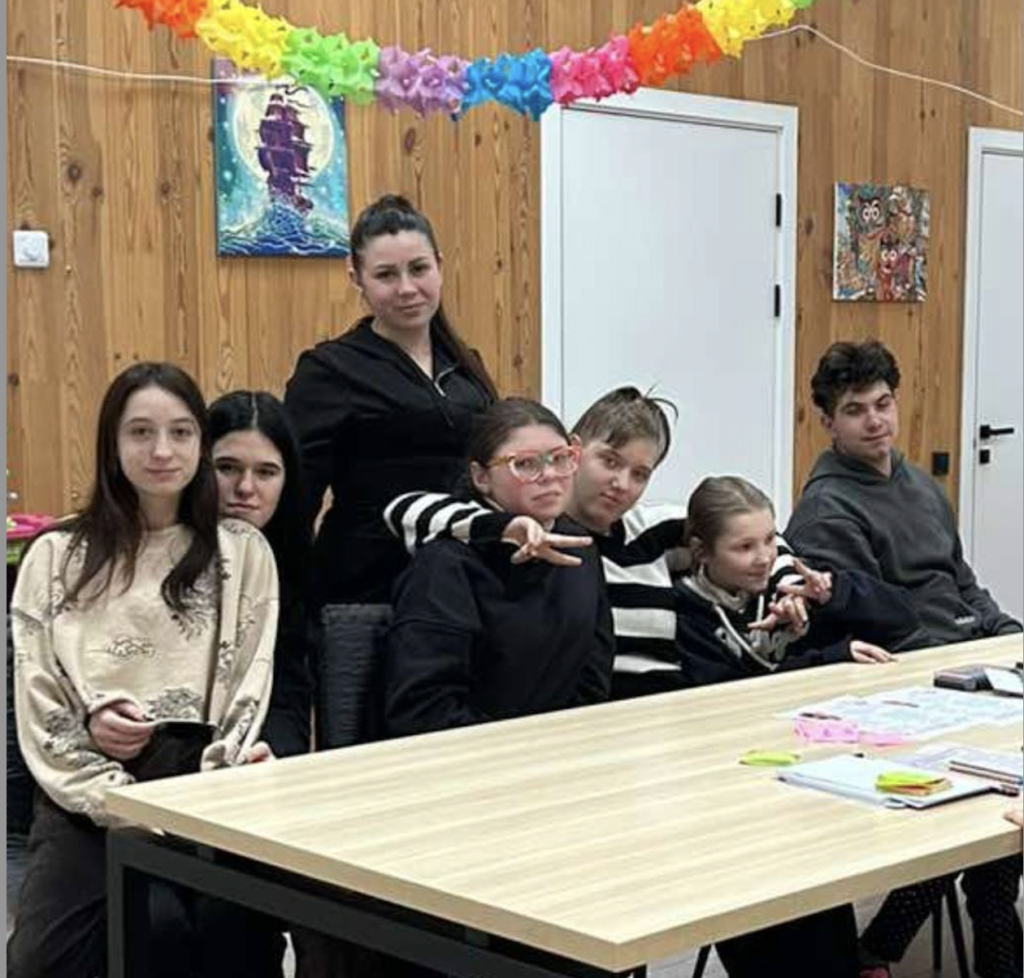 Проєкт “Свідоме покоління: Тренінги з кібербезпеки та формування здорового ставлення до себе й стосунків”